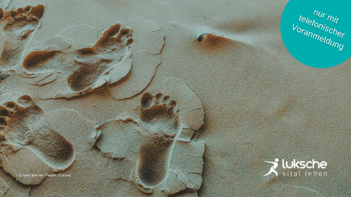 Bild von Fußabdrücken im Sand - Dynamische Fußdruckmessung (nur mit telefonischer Voranmeldung)